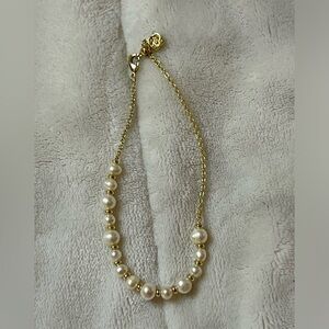 Kendra Scott pearl bracelet